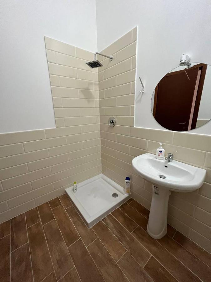 Al Cortile Di Maqueda Apartment Palermo Luaran gambar