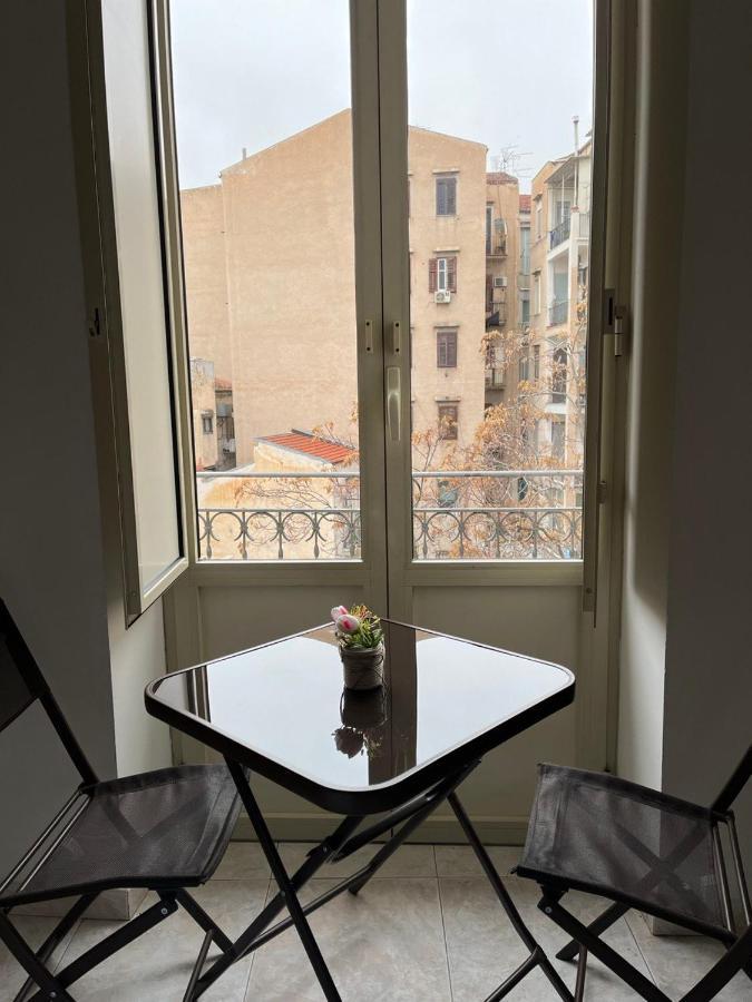 Al Cortile Di Maqueda Apartment Palermo Luaran gambar