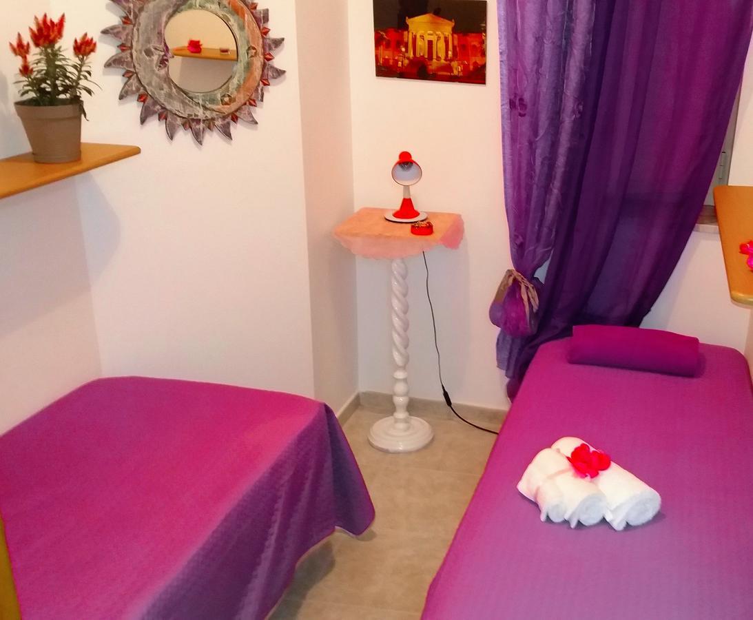 Al Cortile Di Maqueda Apartment Palermo Luaran gambar