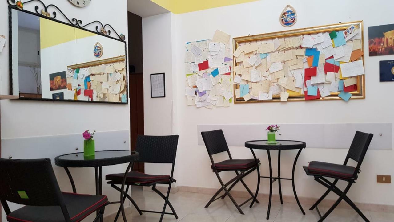 Al Cortile Di Maqueda Apartment Palermo Luaran gambar